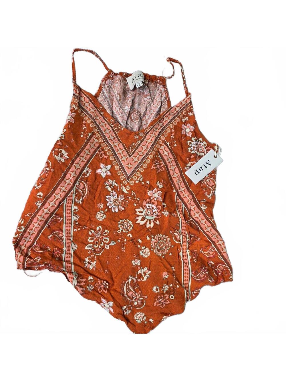 XS/Small Bundle: Soft girl era 💖 7 Flowy Tops/Dresses - Picture 2 of 8